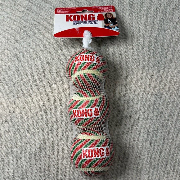 Kong Dog Kong Holiday Sport Balls Medium Nwt 3 Pack Christmas Red